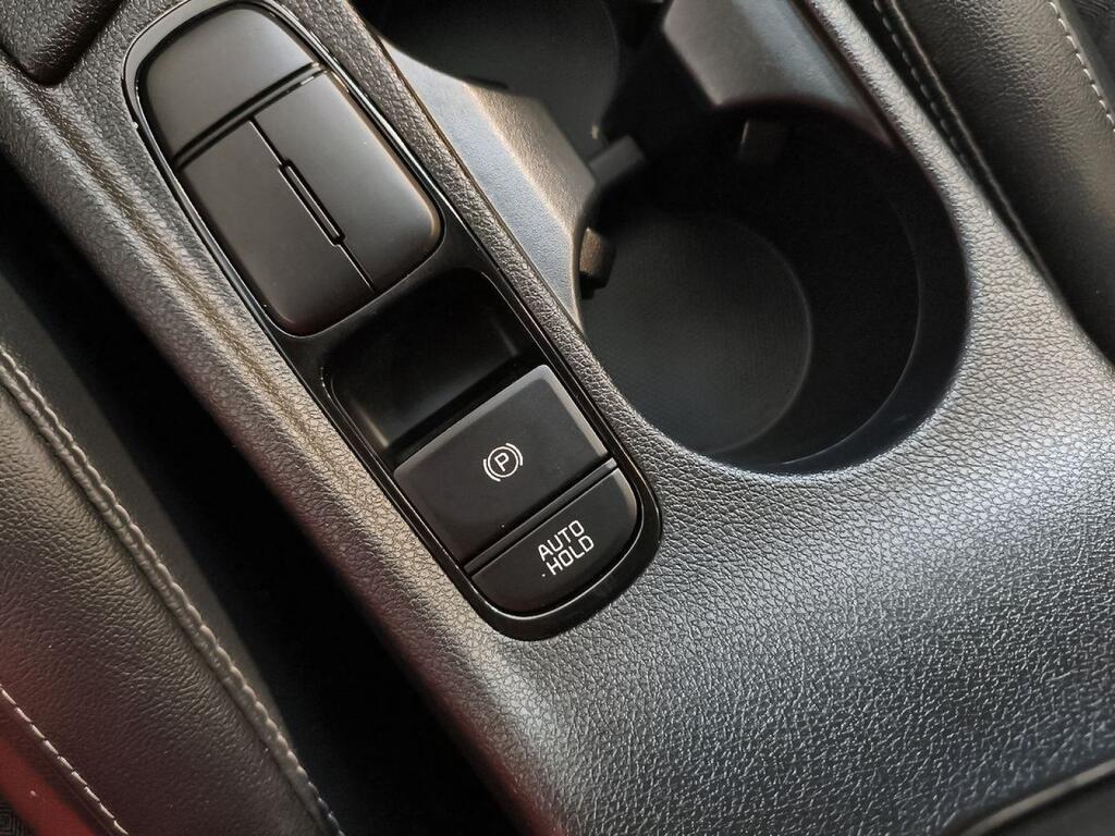 Kia Niro 1.6 GDi PHEV 104kW (141CV) Drive 23