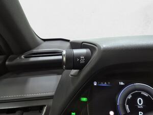 Lexus UX 2.0 250h Premium 15