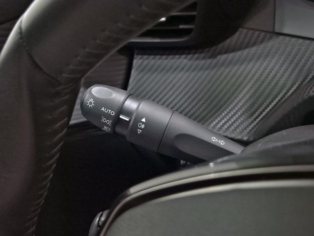Peugeot 208 PureTech 73kW (100CV) Allure Segunda mano