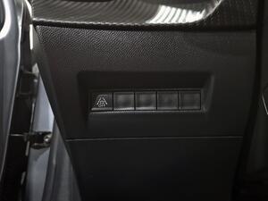 Peugeot 208 GT HYBRID 100 eDCS6 12