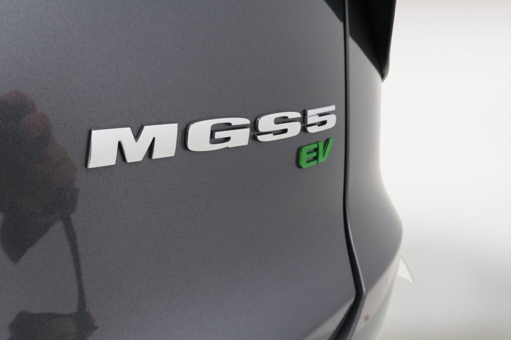 MG S5 MGS5 LUXURY EV 64KWH 231 CV 21