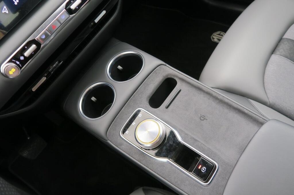 MG S5 MGS5 LUXURY EV 64KWH 231 CV 10