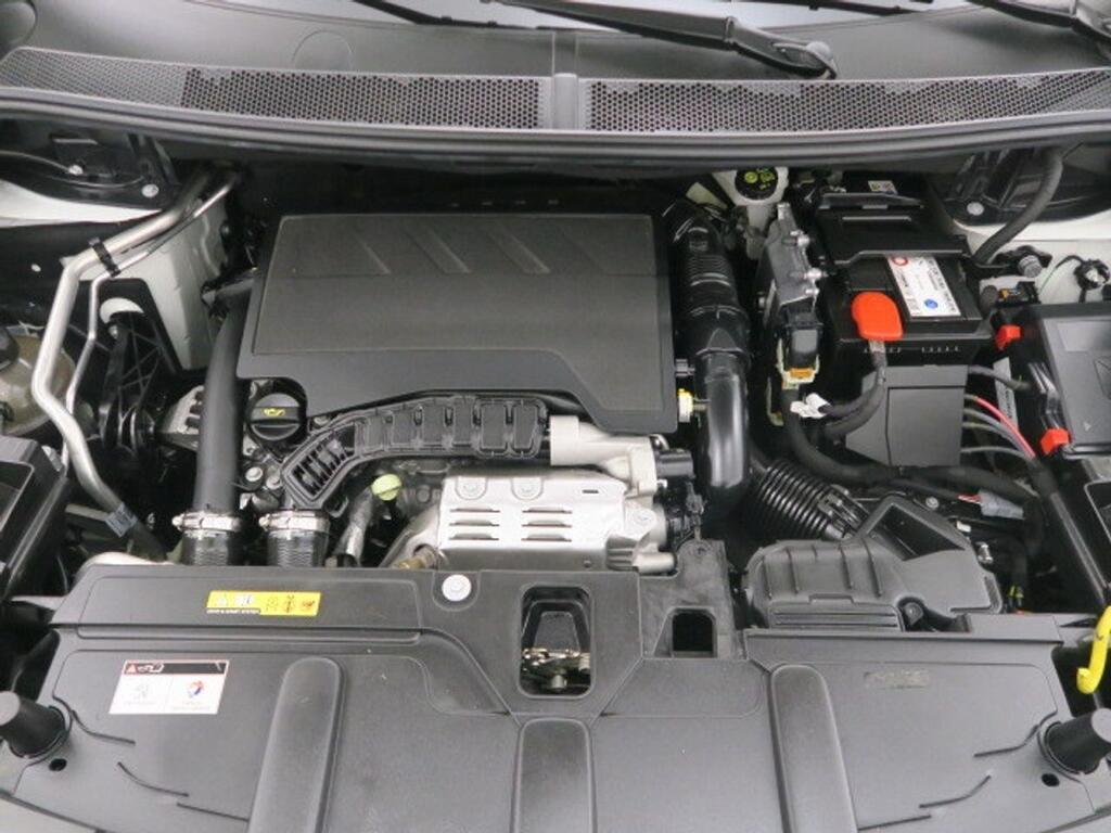 Peugeot 3008 GT LINE 1.2 PURETECH 130CV S&S AUTO 5P 22