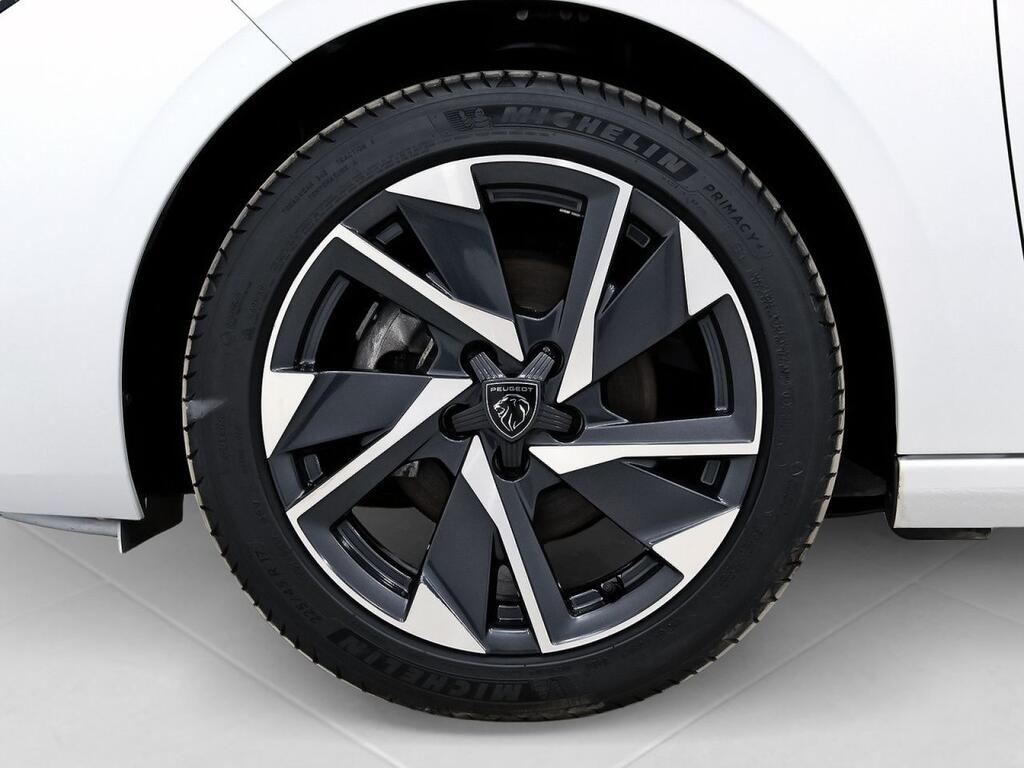 Peugeot 308 5P Allure PureTech 130 S&S MAN 11