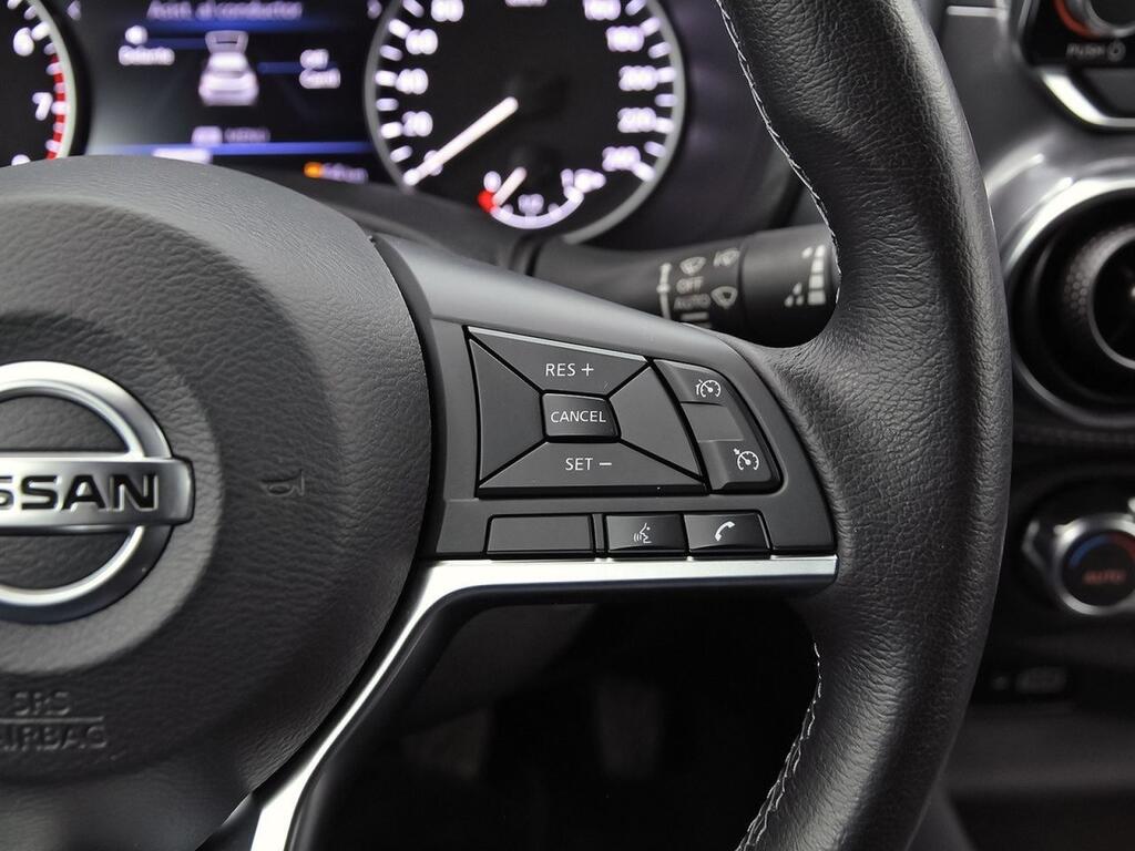 Nissan Juke DIG-T 84 kW (114 CV) 6M/T N-Connecta 15