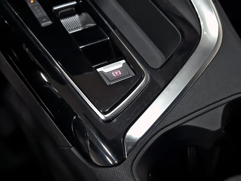 Peugeot 3008 1.2 PureTech 96KW S&S GT EAT8 Segunda mano