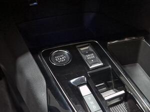 Peugeot 3008 1.2 PureTech 96KW S&S GT EAT8 26