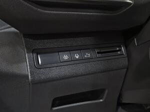 Peugeot 3008 1.2 PureTech 96KW S&S GT EAT8 12