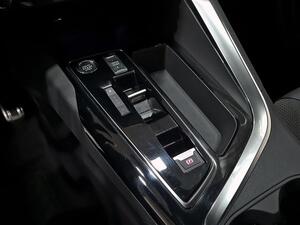 Peugeot 3008 1.2 PureTech 96KW S&S GT EAT8 29