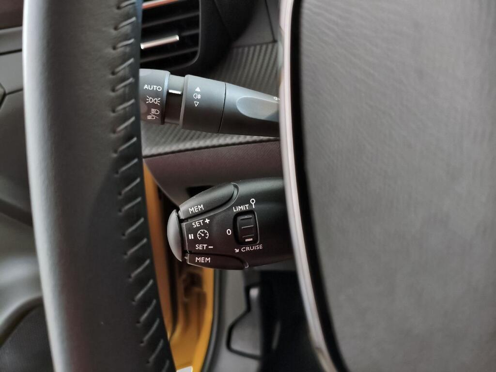 Peugeot 208 Eléctrico Active Pack Segunda mano