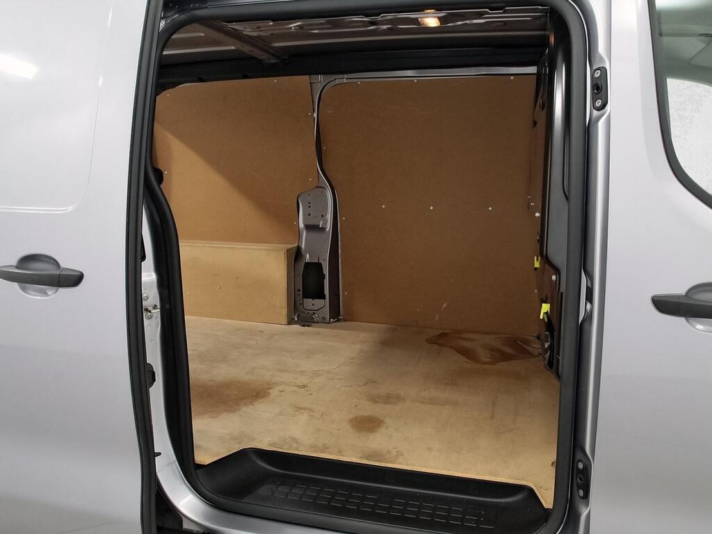 Opel Vivaro FG 1.5 BLUEHDI 120 4P 10