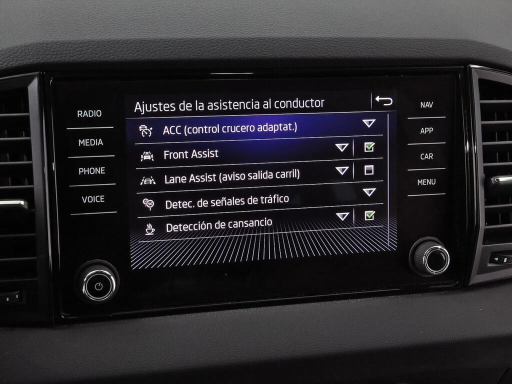 Skoda Karoq 1.5 TSI 110kW (150CV) DSG ACT Sportline 26
