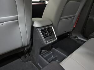 Skoda Elroq 210 kW (CV) 82 kWh (77 kwh neta) 33