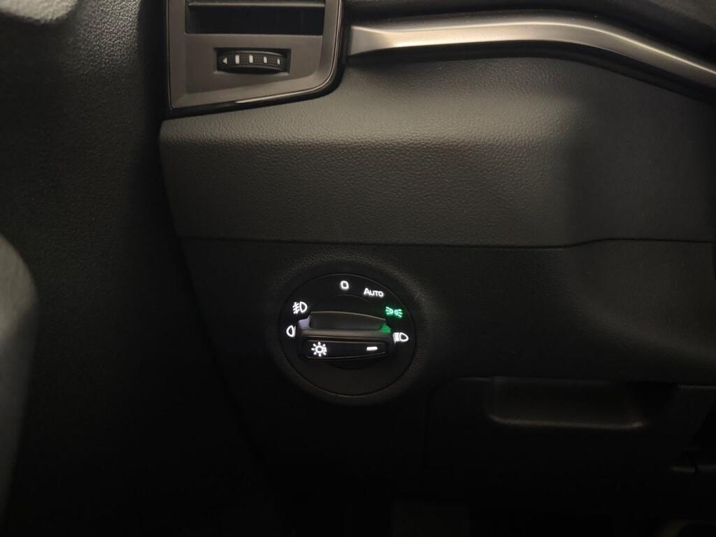Skoda Karoq 1.5 TSI 110kW (150CV) DSG ACT Selection Segunda mano