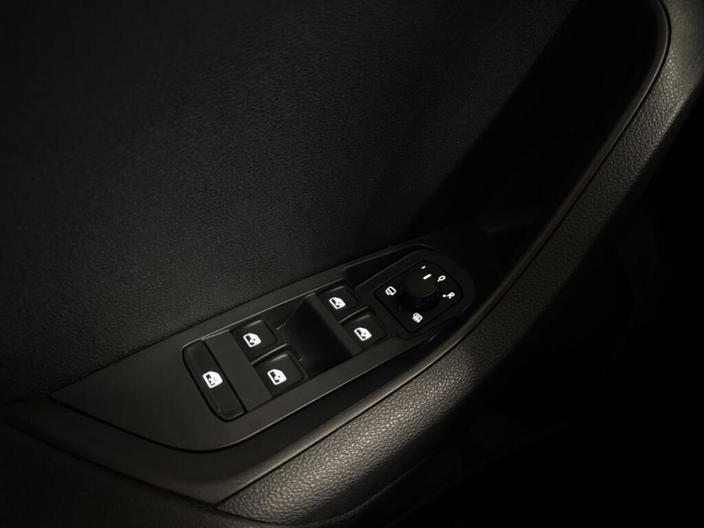 Skoda Karoq 1.5 TSI 110kW (150CV) DSG ACT Selection Segunda mano