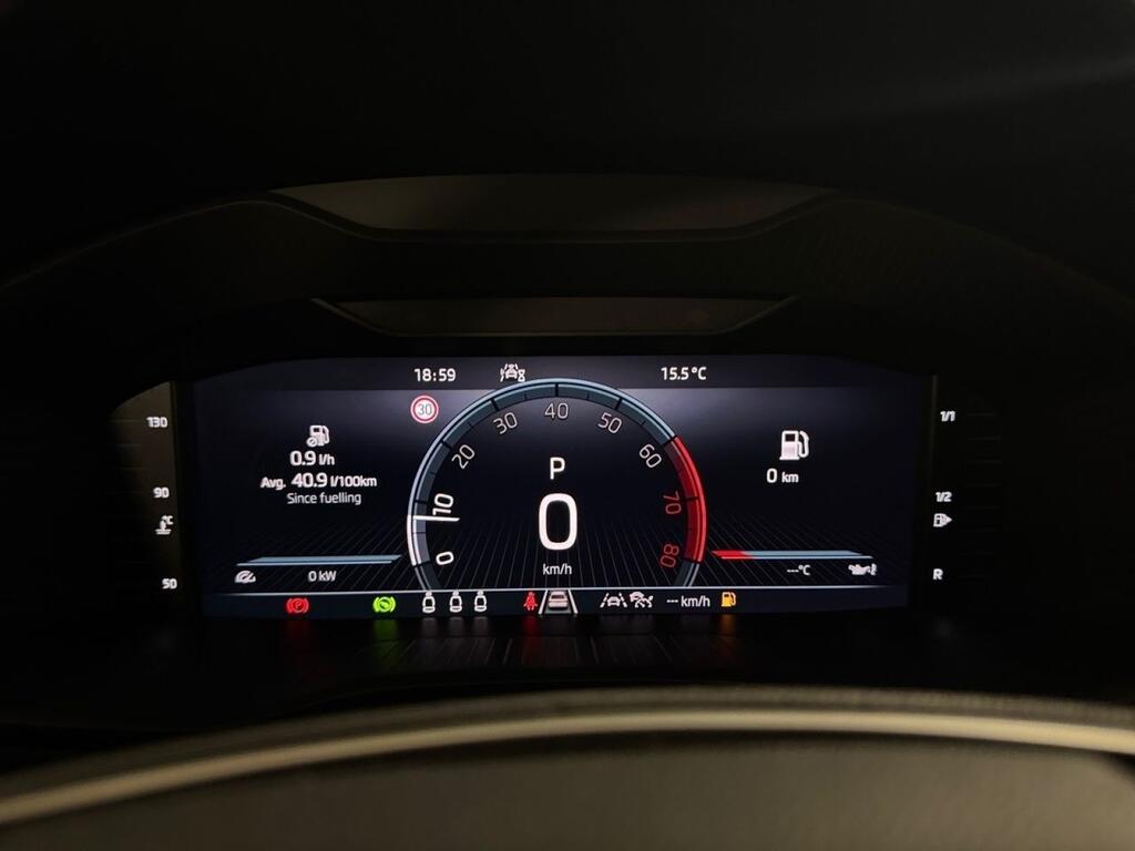 Skoda Karoq 1.5 TSI 110kW (150CV) DSG ACT Selection Segunda mano