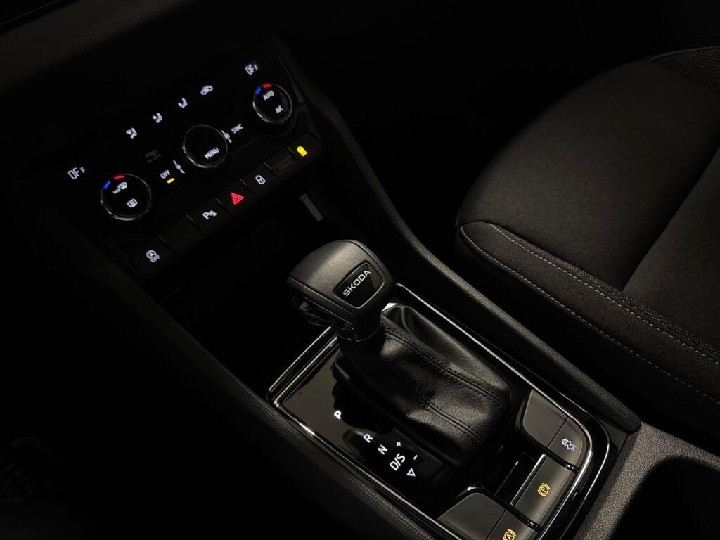 Skoda Karoq 1.5 TSI 110kW (150CV) DSG ACT Selection Segunda mano