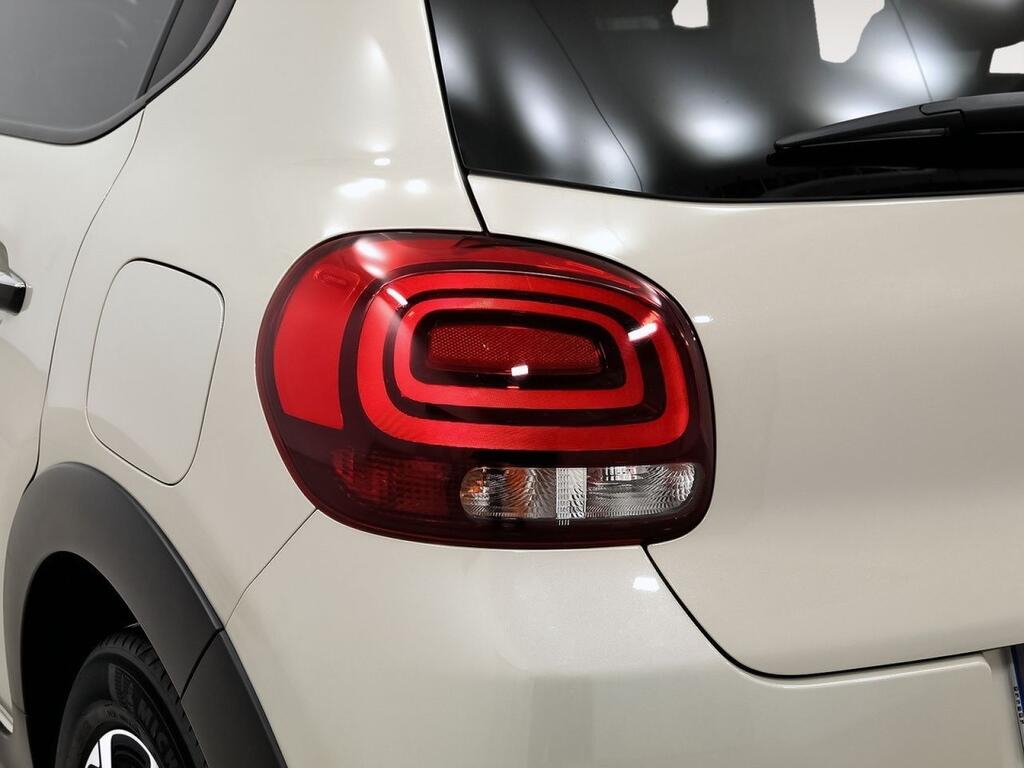 Citroën C3 BlueHDi 75KW (100CV) S&S Shine 32