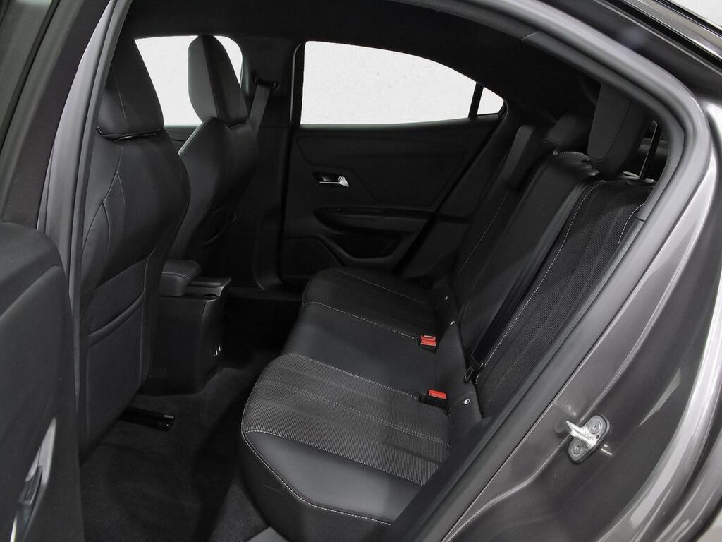 Opel Mokka 1.2 T 100kW (136 CV) Black Edition 9