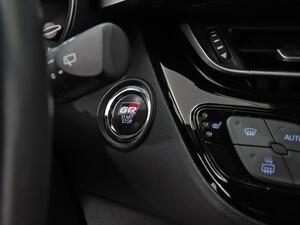 Toyota C-HR 2.0 180H GR Sport 22