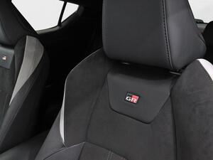 Toyota C-HR 2.0 180H GR Sport 35