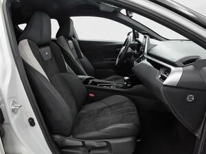 Toyota C-HR 2.0 180H GR Sport 7
