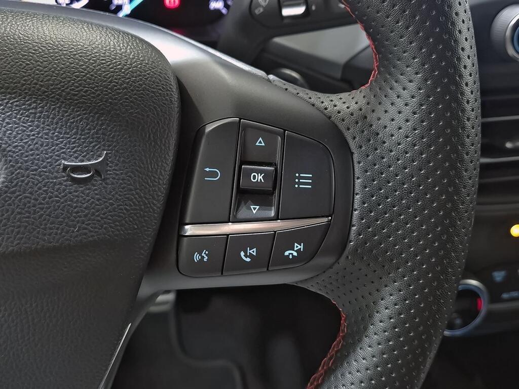 Ford Focus 1.0 Ecoboost MHEV 92kW ST-Line 18