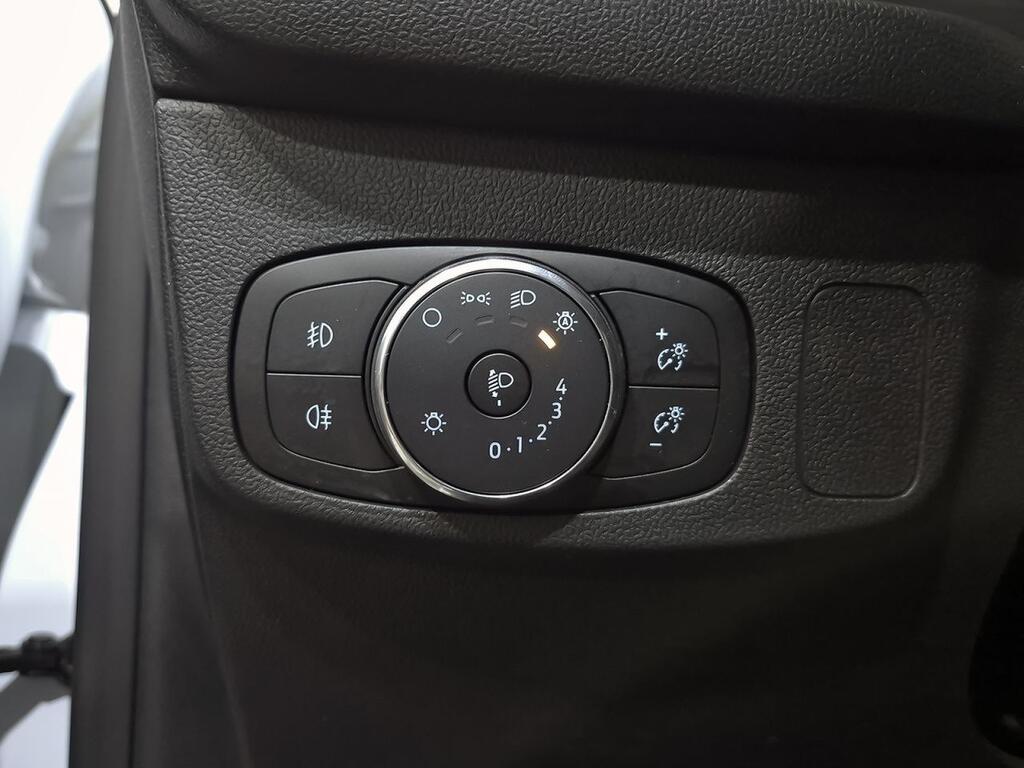 Ford Focus 1.0 Ecoboost MHEV 92kW ST-Line 12