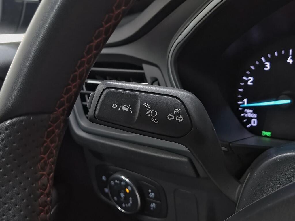Ford Focus 1.0 Ecoboost MHEV 92kW ST-Line 14