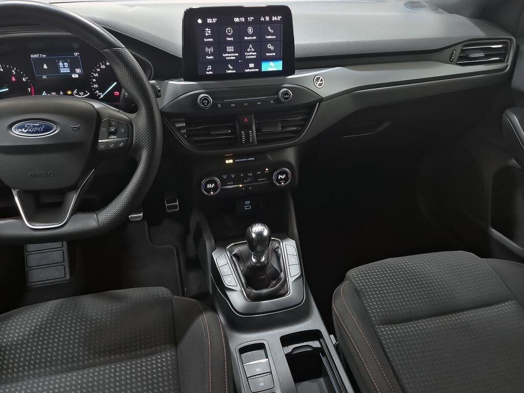 Ford Focus 1.0 Ecoboost MHEV 92kW ST-Line 30