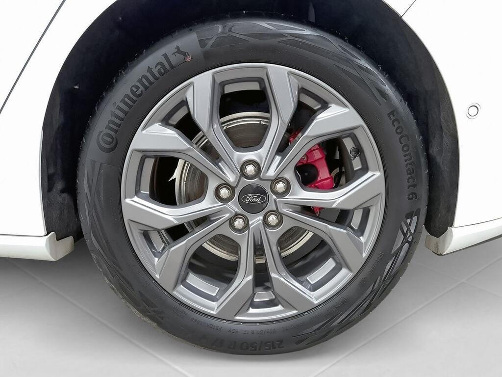 Ford Focus 1.0 Ecoboost MHEV 92kW ST-Line 10