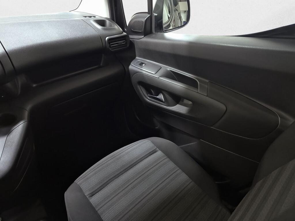 Opel Combo Cargo 1.5 TD 75kW (100CV) S/S Ed. Plus XL 7Pla 28