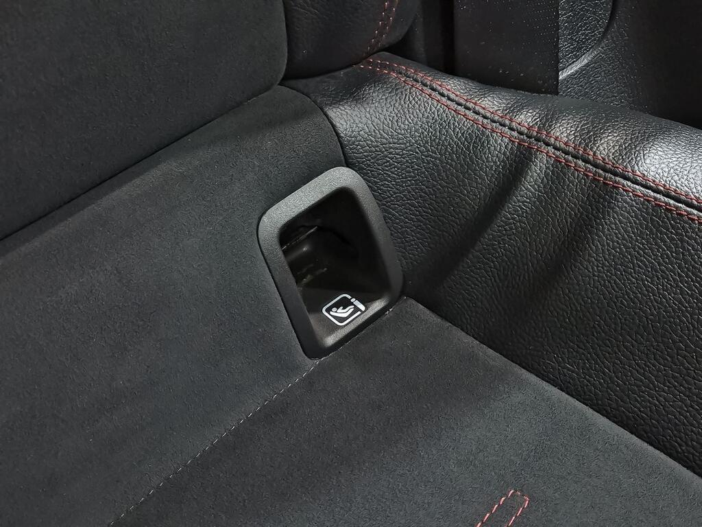 Mercedes CLA CLA 200 32