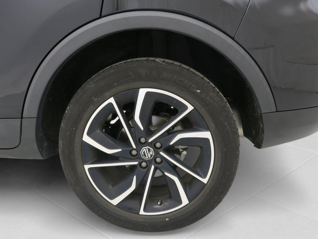 MG ZS LUXURY 1.0T 111 CV 5P Segunda mano