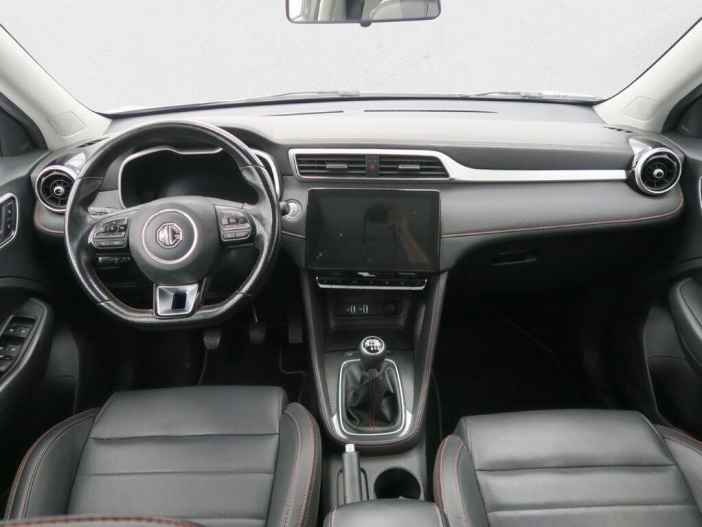 MG ZS LUXURY 1.0T 111 CV 5P Segunda mano