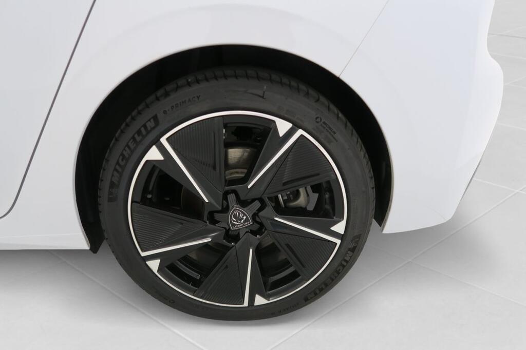 Peugeot 308 5P First Edition Eléctrico 115kW (156CV) Segunda mano