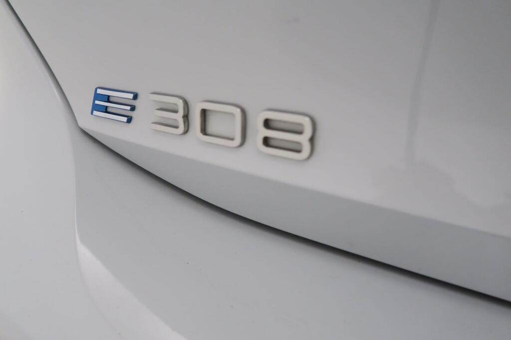 Peugeot 308 5P First Edition Eléctrico 115kW (156CV) Segunda mano