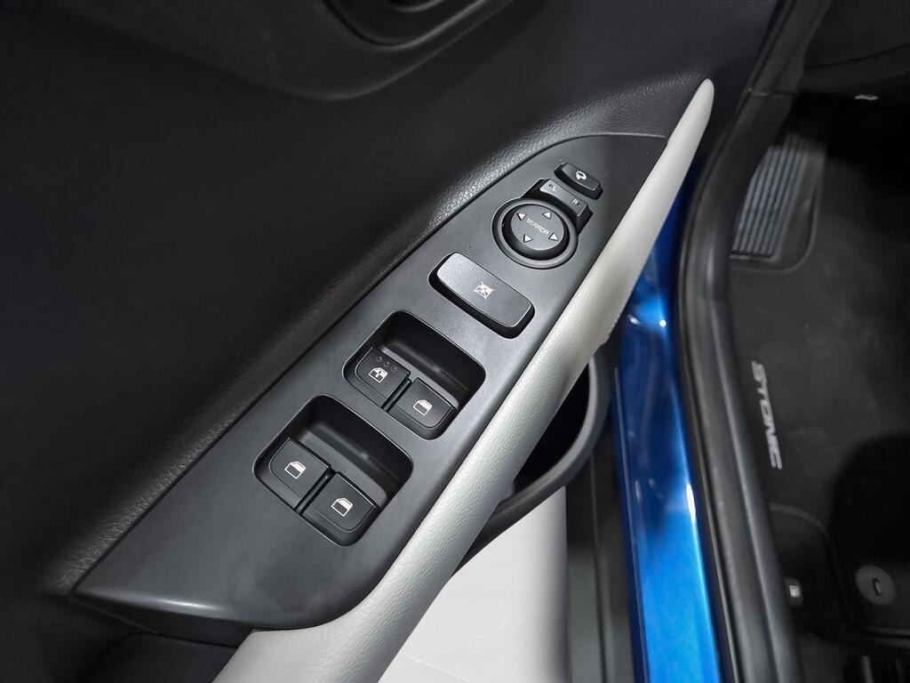 Kia Stonic 1.0 T-GDi 74kW MHEV MT Style Edition 11