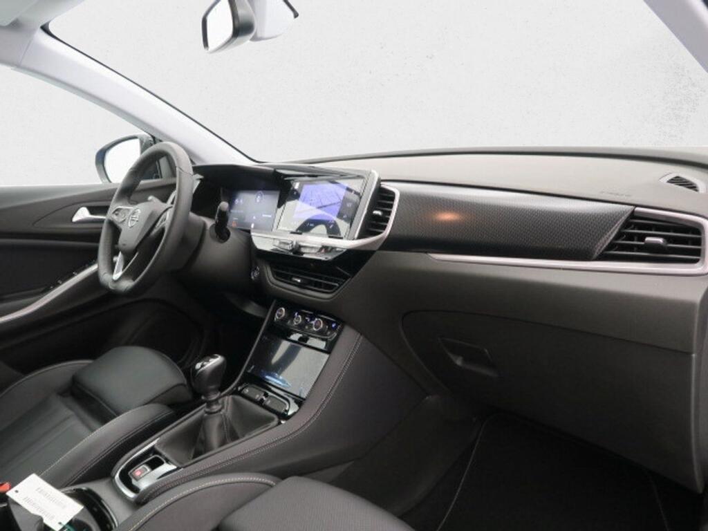 Opel Grandland ULTIMATE 1,2 TURBO S/S MT6 130CV 5P 15