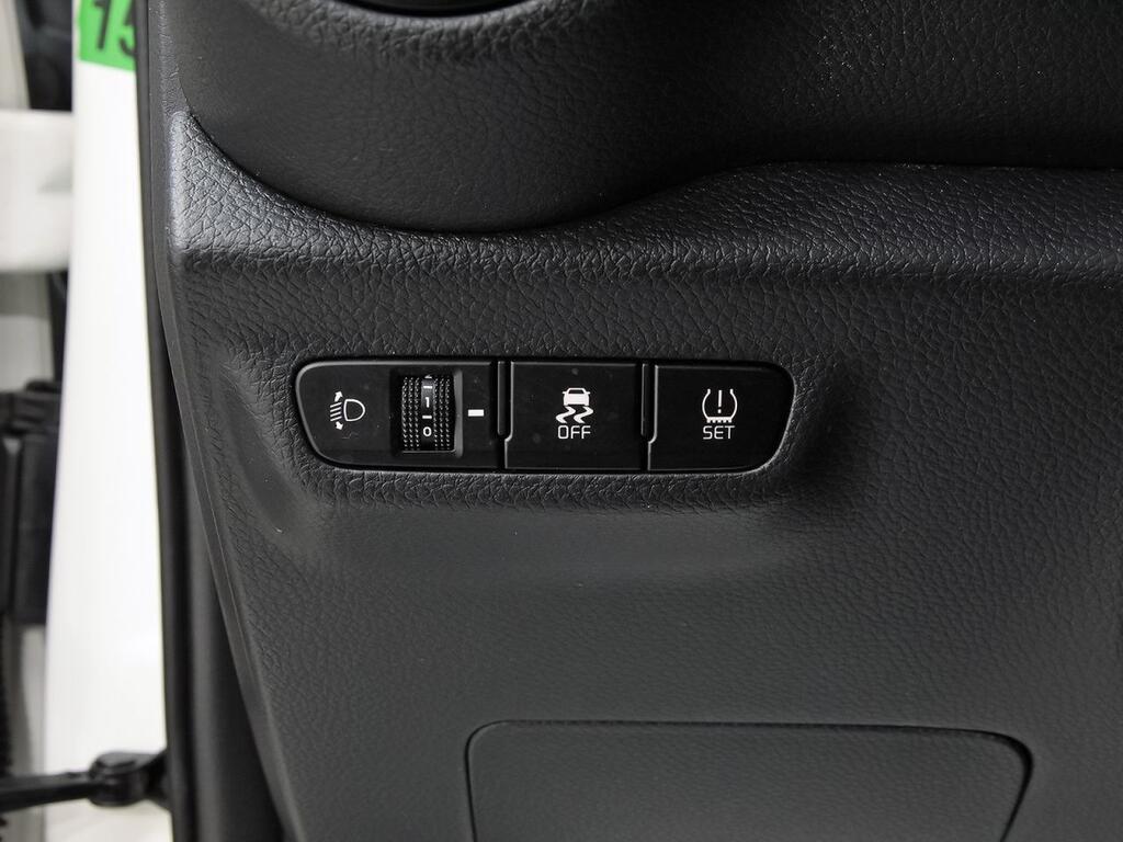 Kia Picanto 1.0 DPi 49kW (67CV) Concept 13