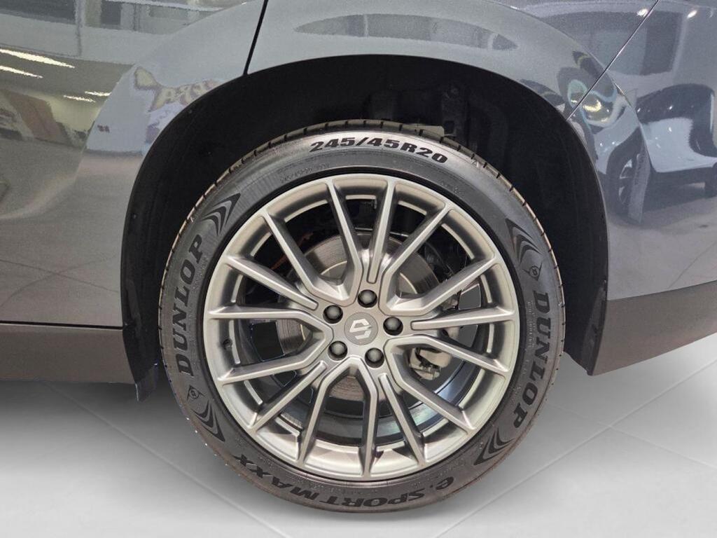 Leapmotor C10 C10 REEV 28.4 kWh Design REEV Hybrid A 18