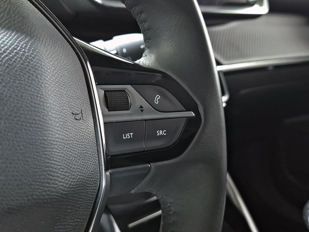 Peugeot 2008 Allure BlueHDI 81kW (110CV) 18