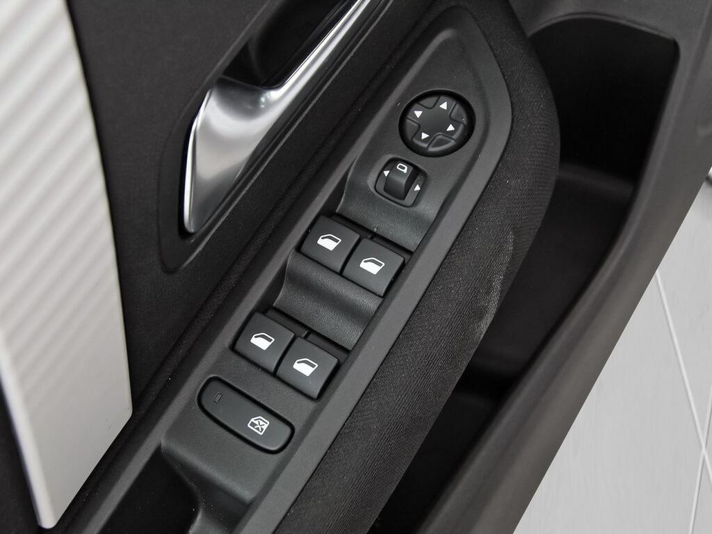 Citroën C4 PureTech 100 S&S 6v Live Pack 13