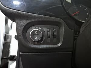 Opel Corsa 1.5D DT 74kW (100CV) Edition 12