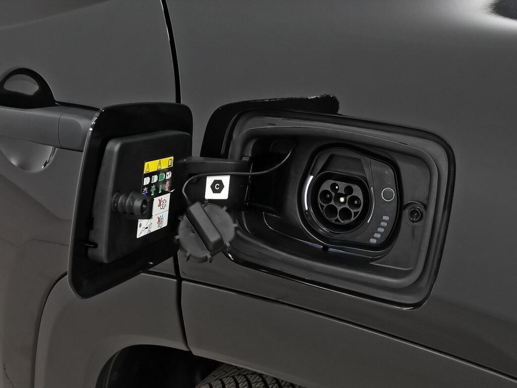 Jeep Renegade 4xe Overland 1.3 PHEV 240hp AT EAWD 41