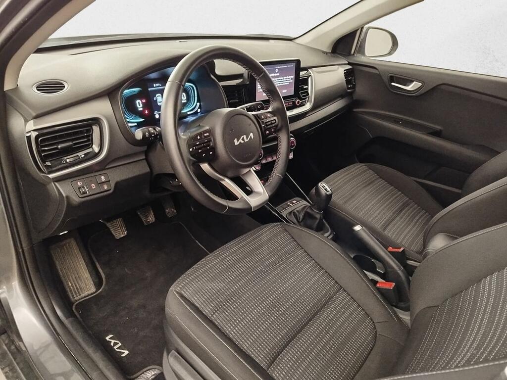 Kia Stonic SUV 1.0 T-GDI MHEV IMT 74KW DRIVE 100 5P 3