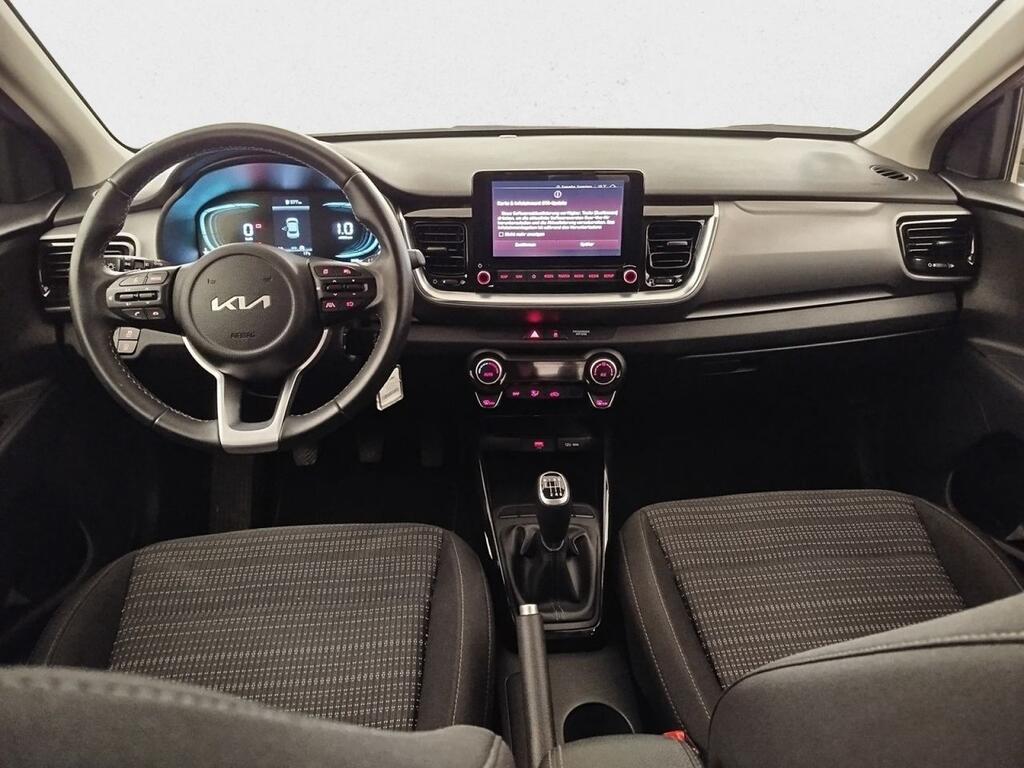 Kia Stonic SUV 1.0 T-GDI MHEV IMT 74KW DRIVE 100 5P 4