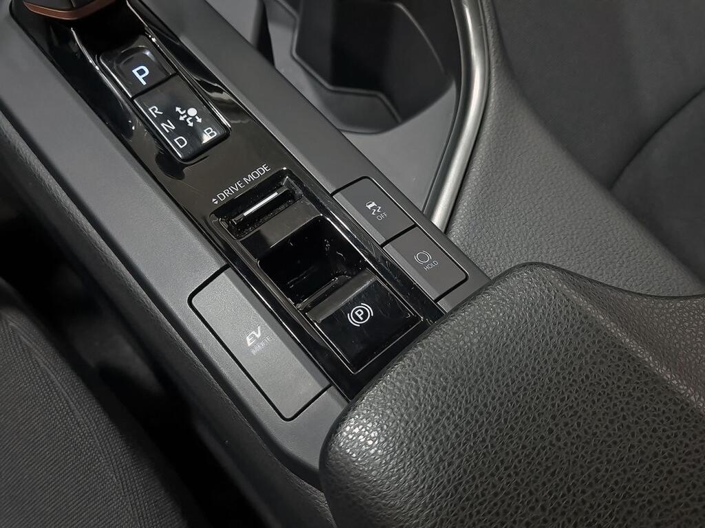 Toyota C-HR 1.8 140H Advance Segunda mano