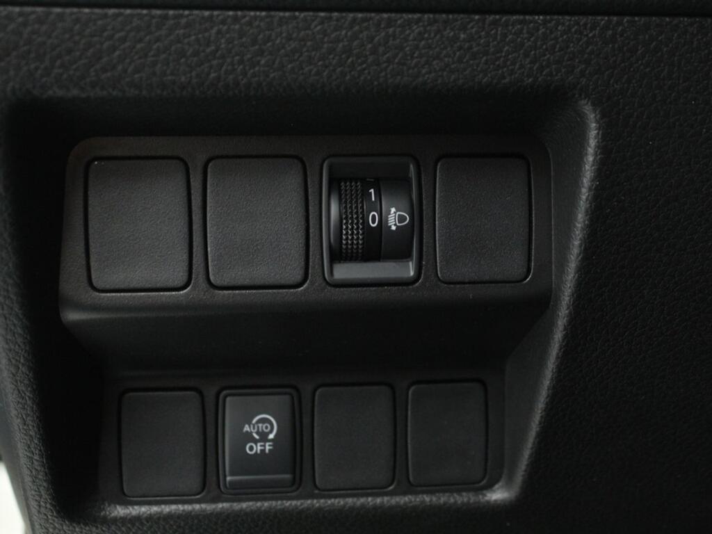 Nissan Qashqai DIG-T 103 kW (140 CV) E6D N-STYLE 11