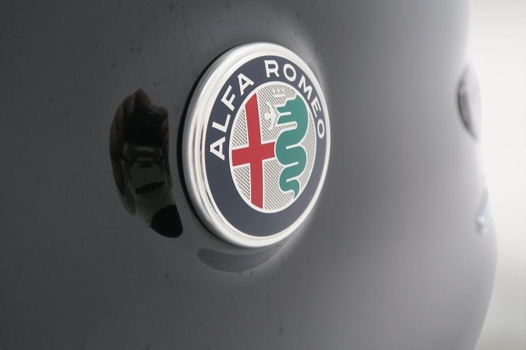 Alfa Romeo Stelvio 2.2 Diésel 154kW (210CV) Veloce Q4 21
